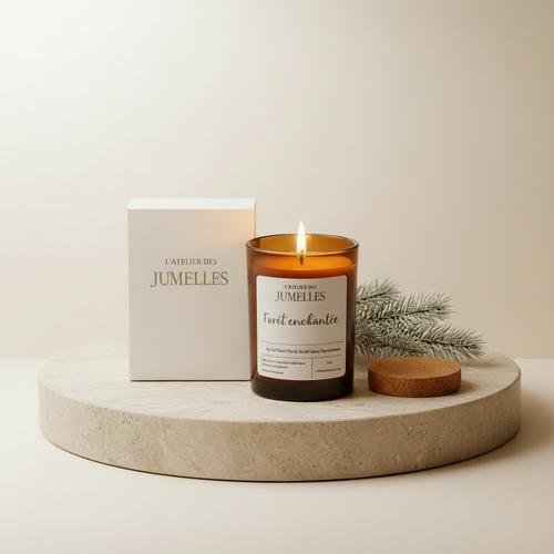 Bougie parfumée Forêt Enchantée – Santal & Tonka, 180 g